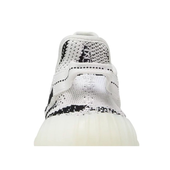 Yeezy Boost 350 V2 'Zebra
Sz 6 men - Picture 6 of 6